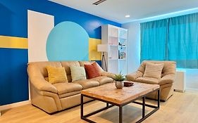 Heart Downtown 2Bd Onsite Parking City View King Bed Lm1106